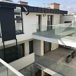 Luxury Cozy 2 Bdr Downtown Apt.6 Budapesta