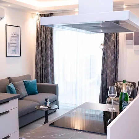 Luxury Cozy 2 Bdr Downtown Apt.6 Apartamento *