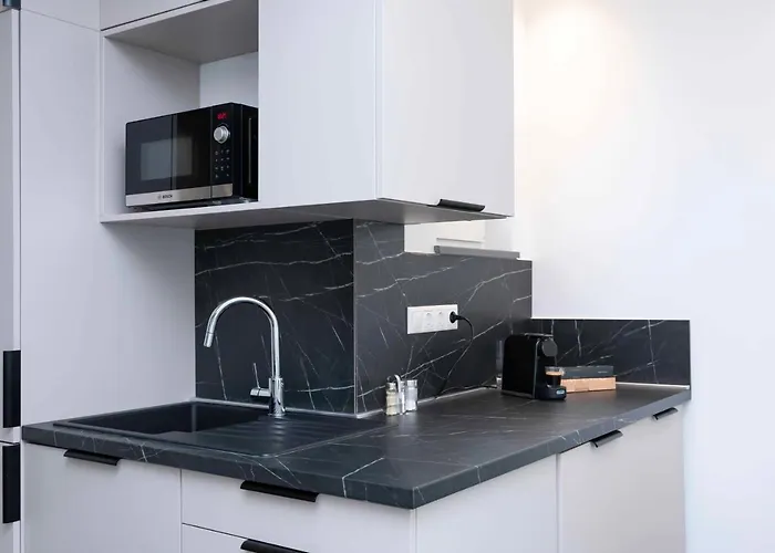 Luxury Cozy 2 Bdr Downtown Apt.6 Apartamento
